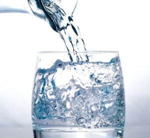 стакан-700x644